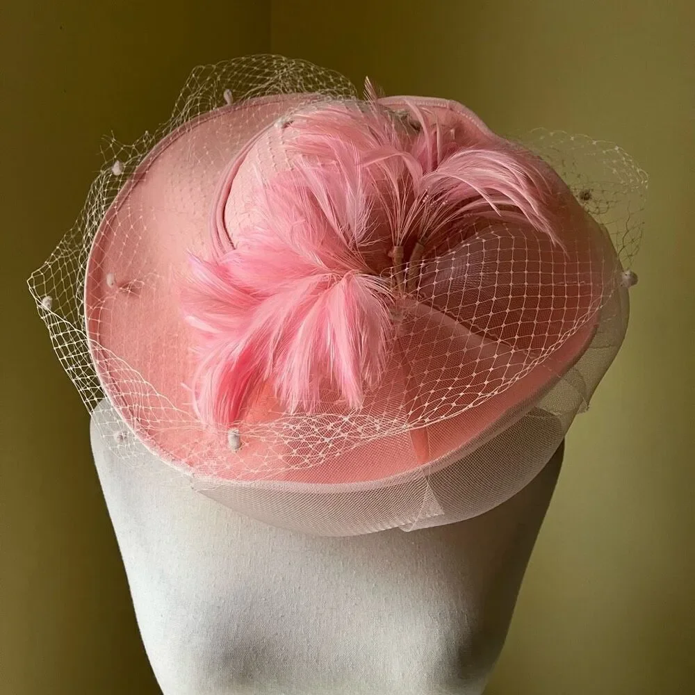 Vintage Pink Feathered Veiled Pillbox Hat - Picture 8 of 10